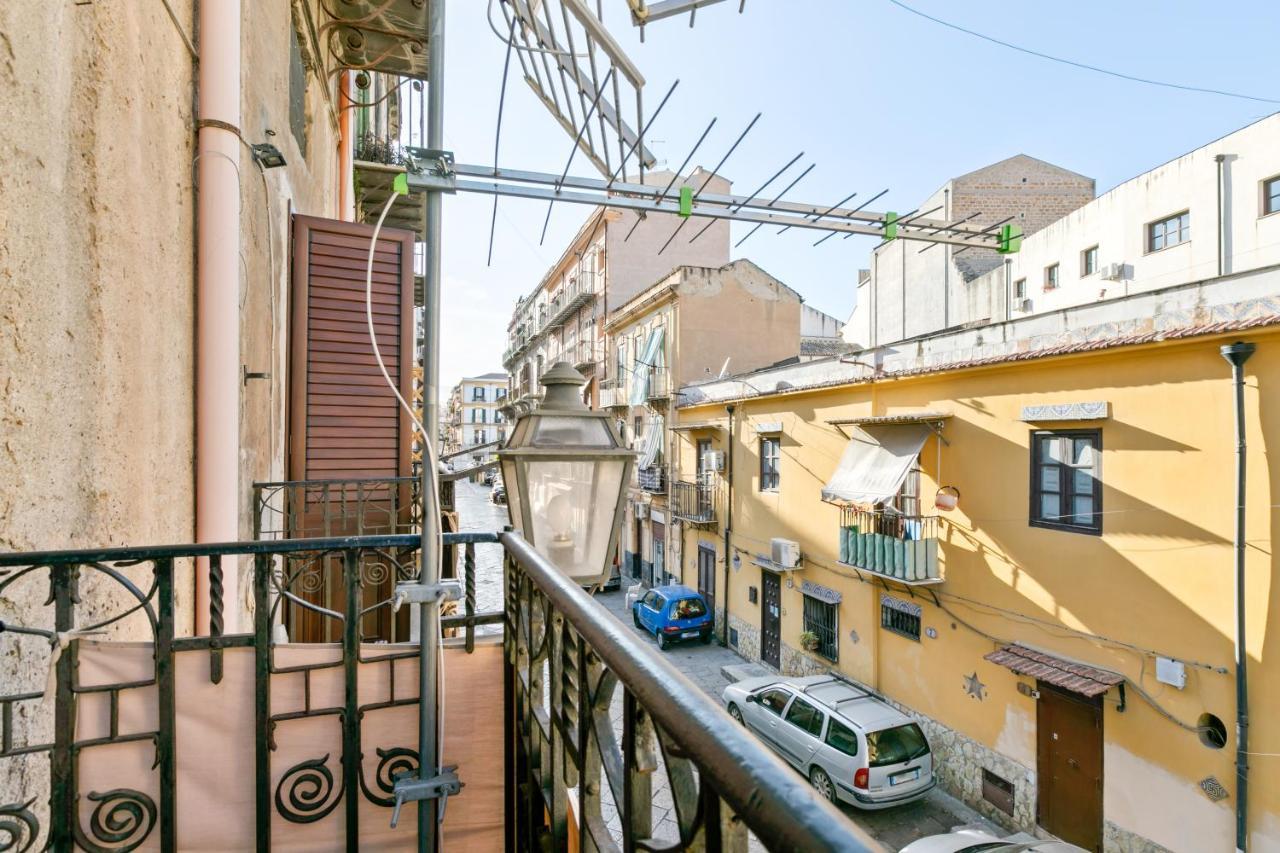 Stylish Flat Maqueda Apartment Palermo Bagian luar foto