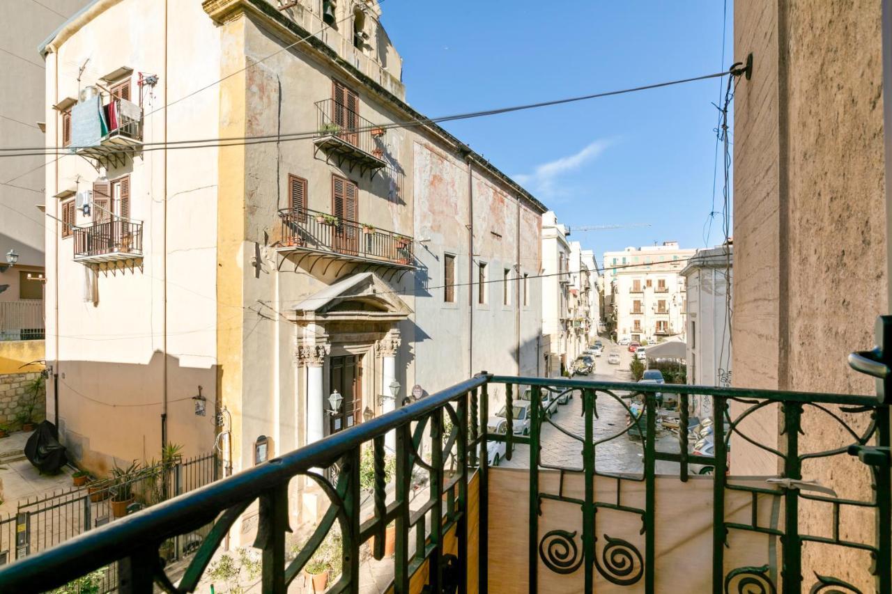 Stylish Flat Maqueda Apartment Palermo Bagian luar foto